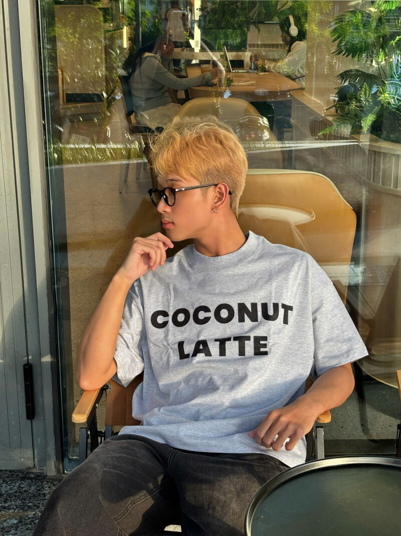 áo thun boxy coconut latte 09